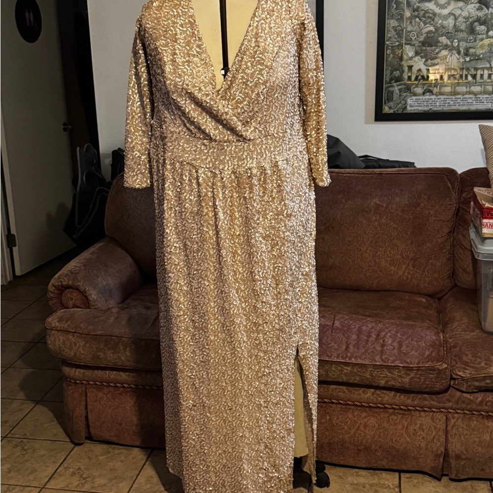 Elegant Gold Sequin Gown